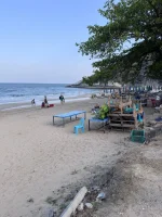 sai_noi_beach_062.webp